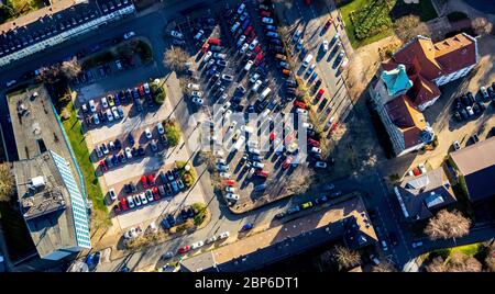 Vista aerea, Rathausplatz, ufficio delle tasse Hattingen, municipio città di Hattingen, Hattingen, Ennepe-Ruhr-Kreis, zona Ruhr, Nord Reno-Westfalia, Germania Foto Stock