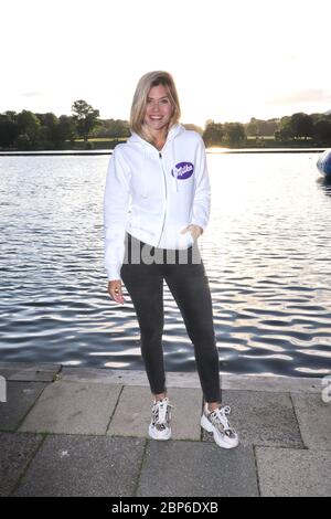 Nadine Klein, Milka Charity Blobing-Event am Stadtparksee, Amburgo, 22.05.2019 Foto Stock