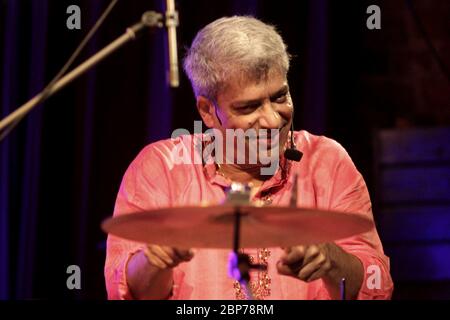 38. Leipziger Jazztage - Trilok Gurtu Band Foto Stock