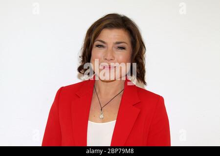 Claudia Schmutzler, Photocall 17° stagione Red Roses, Briese Studios Hamburg, 16.09.2019 Foto Stock