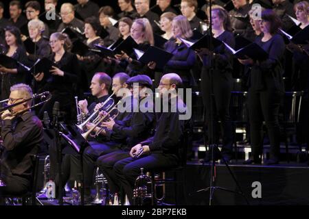 43. Leipziger Jazztage - Spielvereinigung Sued & MDR-Rundfunkchor Foto Stock