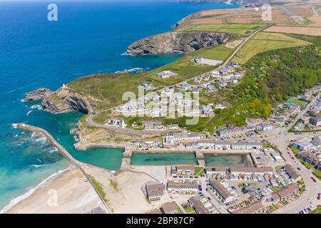 Fotografia aerea di Porteath Beach, Cornovaglia, Inghilterra Foto Stock