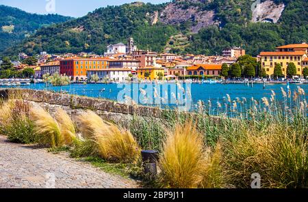 Paratico e Sarnico sul Lago d Iseo in Lombardia Italia Foto Stock