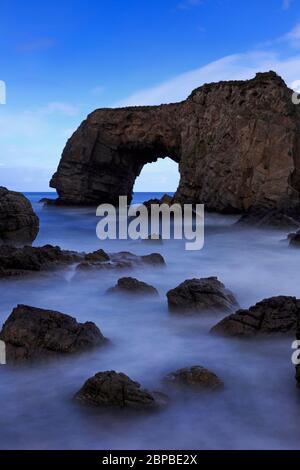 Grande Pollet Arch, Portsalon, Fanad Head, County Donegal, Irlanda, Europa Foto Stock