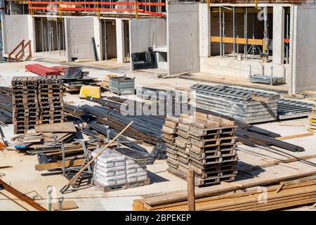 Cantiere del progetto di costruzione di alloggi Rübogen a Essen-Rüttenscheid, dove sono in costruzione 100 condomini, in 10 edifici, Essen, N. Foto Stock