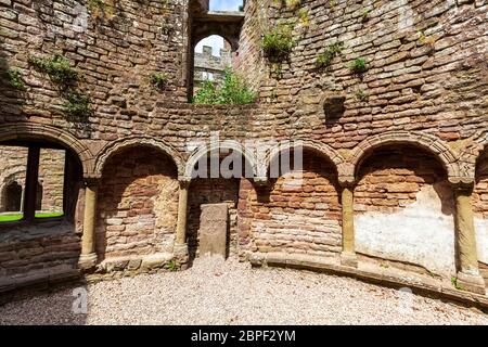 All'interno della cappella 12 ° secolo di Santa Maria Maddalena, Ludlow Castello, Shropshire, Inghilterra Foto Stock