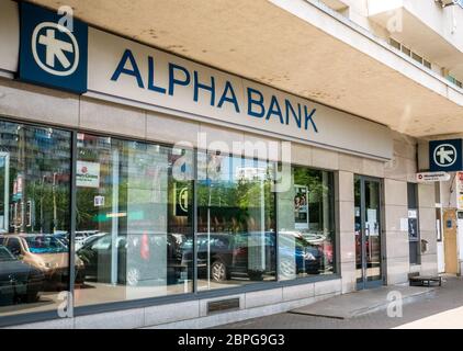 Bucarest/Romania - 05.16.2020: Filiale Alpha Bank in via Grivitei a Bucarest Foto Stock