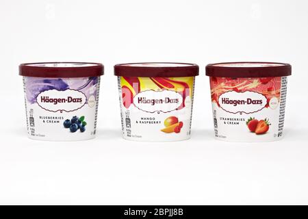 Mini vasche per gelato alla frutta Haagen Dazs Foto Stock