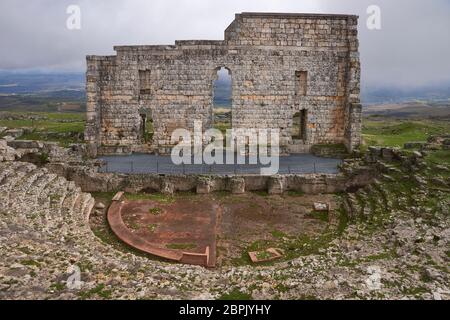 Resti romani della città di Acinipo a Ronda, Malaga. Spagna Foto Stock