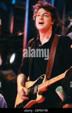 BAP Frontmann Wolfgang Niedecken 1980er - Sänger Wolfgang Niedecken, Frontmann der Kölschrock-Band 'BAP' in den 1980er Jahren. Foto Stock