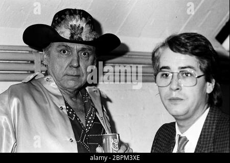 Löwe von radio Luxemburg - Verleihung - 1999 - Der deutsche Radiomacher und Fernsehshowmaster Frank Elstner (rechts) // Preisverleihung des Hörfunk- bzw. Fernsehpreises Löwe von radio Luxemburg // 1999 Foto Stock