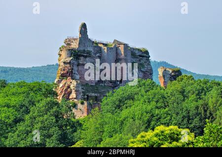 Le rovine del castello Fleckenstein in Alsazia in Francia Foto Stock