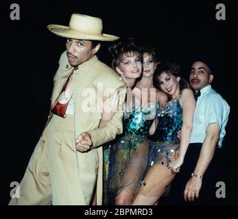 Die deutsche Fernsehsendung BIOS Bahnhof - Die US-amerikanische Band Kid Creole & The Coconuts in der deutschen Fernsehsendung BIOS Bahnhof Foto Stock