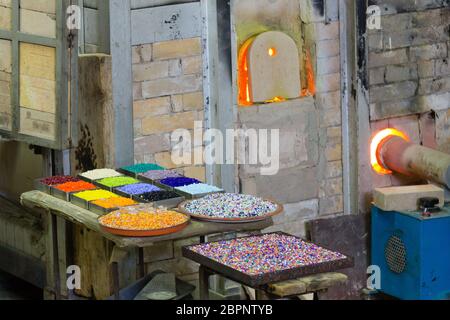 Artigianato del vetro. Forno per vetro vista,Murano Venezia,l'Italia. Foto Stock