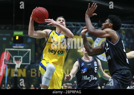 Braunschweig, Germania, 27 dicembre 2019: Thomas Klepeisz di Lowen Braunschweig in azione durante la partita di pallacanestro BBL Bundesliga Foto Stock