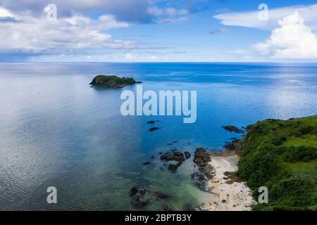 Vista aerea della laguna tropicale dell'isola di Ishigaki di Okinawa Foto Stock