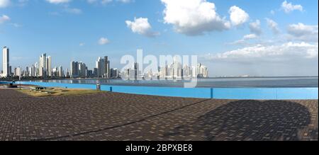 Skyline della città di Panama, la capitale della Repubblica di Panama Foto Stock