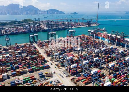 Kwai Tsing, Hong Kong 04 settembre 2018:- Containers al porto commerciale di Hong Kong Foto Stock