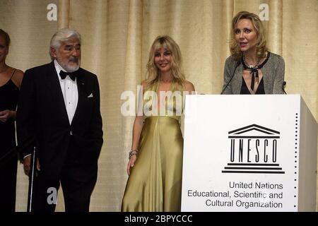 UNESCO Benefiz-Gala in Köln 2008 - Schauspieler Mario Adorf Foto Stock