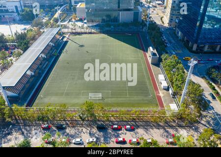 Vista dall'alto del campo da calcio di Hong Kong Foto Stock