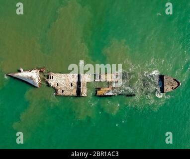 Nave affondata antenna in Seacliff Beach, California Foto Stock