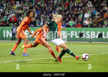 Wolfsburg, Germania, 27 marzo 2019: Pernille Harder di VfL Wolfsburg in azione durante una partita di calcio della UEFA femminile Champions League Foto Stock