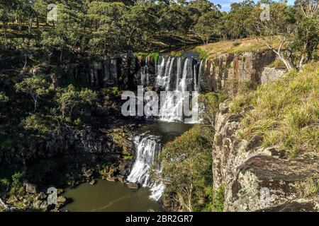 Vista panoramica della caduta superiore a Ebor cade a Guy Fawkes River, northern NSW, Australia Foto Stock