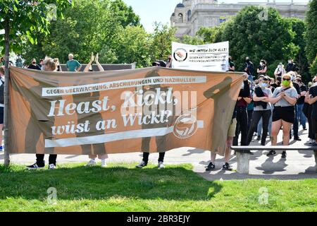 Vienna, Austria. 20th maggio, 2020. Organizzazioni di sinistra stanno dimostrando contro l'evento di FPÖ Vienna contro la follia Corona. Credit: Franz PERC/ Alamy Live News Foto Stock