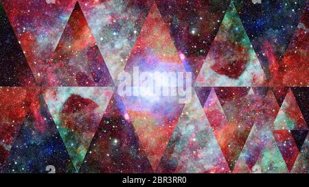 Universo, nebulosa galassia e la Geometria Sacra collage. Abstract lo spazio esterno. Gli elementi di questa immagine fornita dalla NASA. Foto Stock