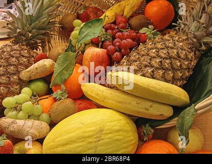 Grande selezione di frutta fresca cibo sano Foto Stock