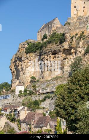 Beynac et Cazenac, Francia - 4 Settembre 2018: borgo medievale di Beynac et Cazenac, dipartimento di Dordogne, Francia Foto Stock