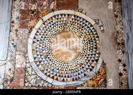 Il pavimento della camera nella chiesa di San Nicola a Demre. Foto Stock