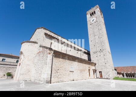 Sant Ambrogio di Valpolicella chiesa medievale, Italia. Valpolicella landmark Foto Stock