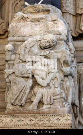 Dettagli del portale ovest Saint Trophime cattedrale in Arles, Francia. Bouches-du-Rhone, Francia Foto Stock