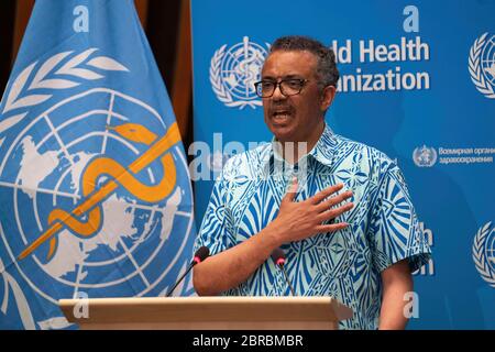 (200521) -- PECHINO, 21 maggio 2020 (Xinhua) -- il Direttore Generale dell'Organizzazione Mondiale della Sanità (OMS) Tedros Adhanom Ghebreyesus parla alla 73a Assemblea Mondiale della Sanità (WHA), che si è tenuta praticamente a Ginevra, Svizzera, il 19 maggio 2020. La 73a WHA, la prima nel suo genere che si è svolta praticamente sin dalla fondazione DELL'OMS nel 1948, si è conclusa martedì con un forte impegno globale nella lotta contro la pandemia del COVID-19. (WHO/Handout via Xinhua) Foto Stock