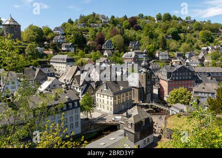 Vista sul centro di Monschau, Germania Foto Stock