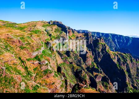 Pico do Arieiro è la terza vetta più alta dell'isola di Madeira in Portogallo Foto Stock