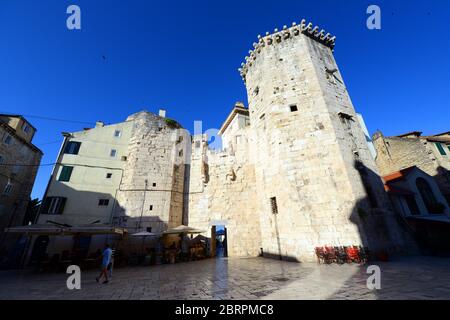 La Torre Veneziana nel muro del Palazzo di Diocleziano a Spalato, Croazia. Foto Stock