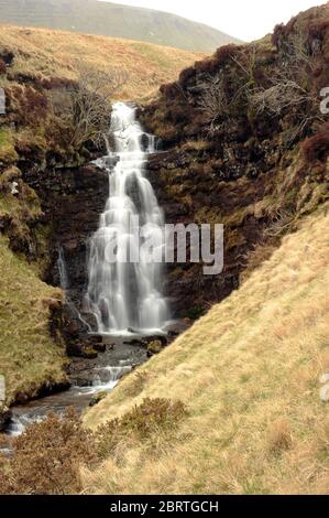 La cascata più alta di Nant y Llyn, circa 30 metri. Foto Stock