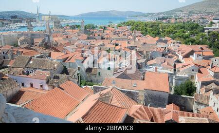 Trogir, Croazia - 3 settembre 2017 : Trogir è una città storica e porto sulla costa adriatica nella contea di Spalato-Dalmazia, Croazia. Foto Stock