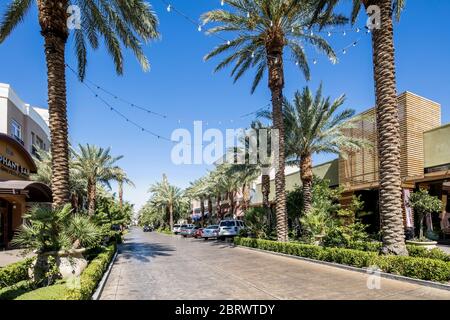 Il District at Green Valley Ranch è un esclusivo complesso a uso misto a Henderson, Nevada, adiacente all'est del Green Valley Ranch. Foto Stock