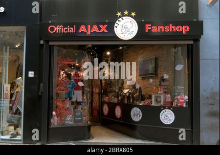 Il Fan Shop ufficiale di Ajax Football al Kalverstraat Amsterdam Olanda 2018 Foto Stock