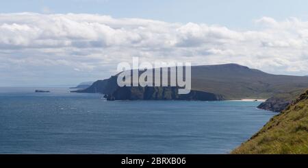 Vista verso est lungo la costa da Cape Wrath, Sutherland Foto Stock