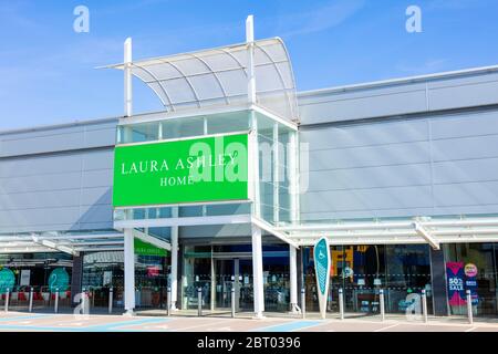 Laura Ashley home store front Giltbrook Retail Park, Ikea Way, Giltbrook, Nottingham East Midlands Inghilterra GB Europa Foto Stock