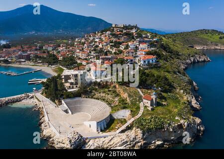 Paralio Astros vista aerea della città, Grecia, Peloponesse Foto Stock