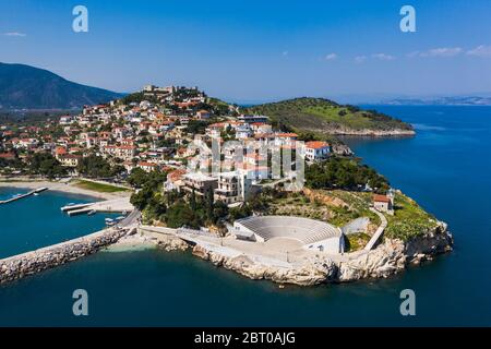 Paralio Astros vista aerea della città, Grecia, Peloponesse Foto Stock