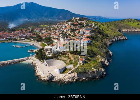 Paralio Astros vista aerea della città, Grecia, Peloponesse Foto Stock