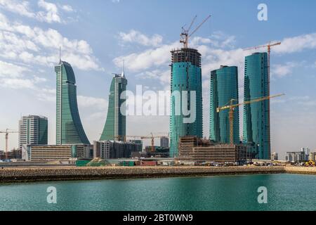 Lo skyline di Manamah nel Bahrain Foto Stock