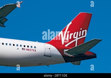 Logo della coda per aeroplano Virgin America Jet Foto Stock