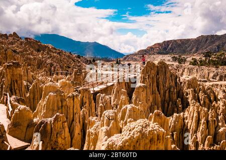 Vista del sole della Moon Valley rocciosa vicino a la Paz in Bolivia Foto Stock